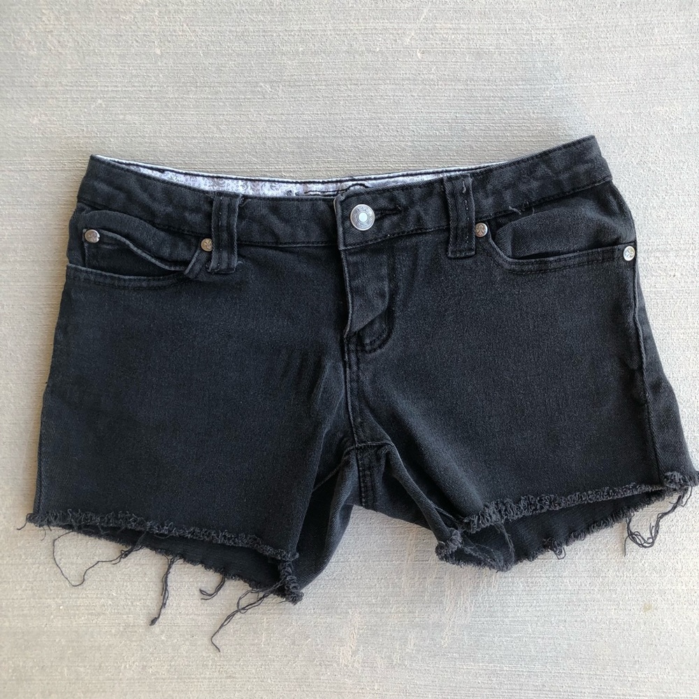 Max Rave Jean Shorts